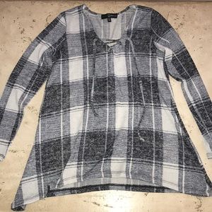 Long sleeve top 🔴MOVING SALE 🔴